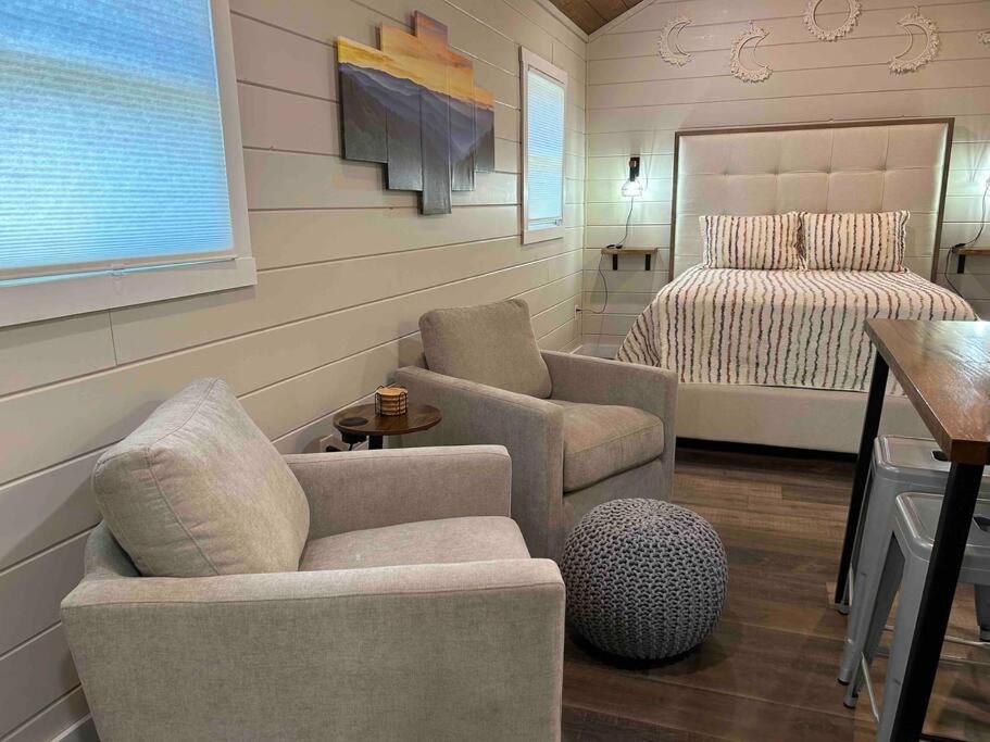 Blissful Nook Tiny Home ~ Cozy Retreat W/ Hot Tub; Near Town And Deep Creek Bryson City Zewnętrze zdjęcie