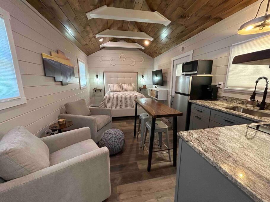 Blissful Nook Tiny Home ~ Cozy Retreat W/ Hot Tub; Near Town And Deep Creek Bryson City Zewnętrze zdjęcie