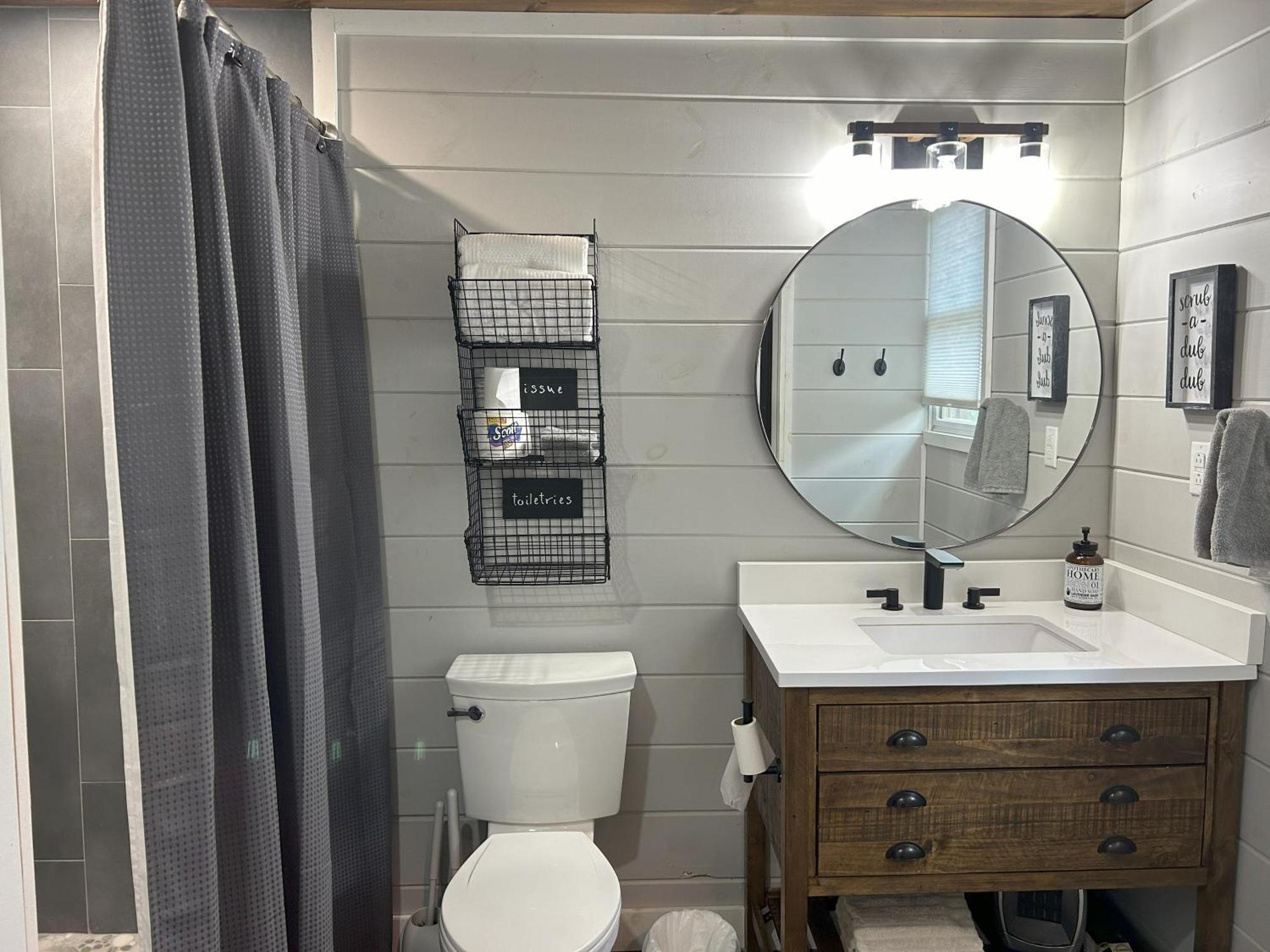 Blissful Nook Tiny Home ~ Cozy Retreat W/ Hot Tub; Near Town And Deep Creek Bryson City Zewnętrze zdjęcie